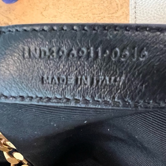 Authentic Saint Laurent YSL Grain De Poudre Matelasse Shoulder Tote in Tan Gold - Picture 14 of 16